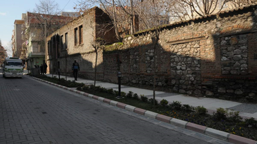 Velioğlu Camii Çevresi Düzenleniyor