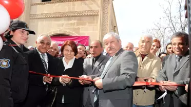 Kadınlara 8 Mart Hediyesi