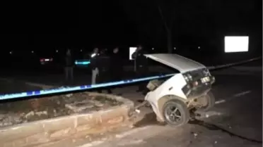 TIR Otomobili Biçti: 6 Ölü