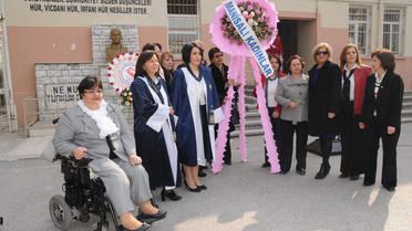 Manisalı Kadınlar Günlerini Kutladı