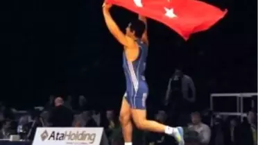 Milli Güreşçimiz Avrupa Şampiyonu!