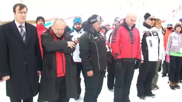Aslı Nemutlu Kayak Şampiyonası Başladı
