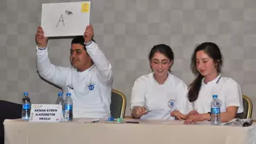 Marmariste Öğrenciler Bilgileriyle Yarıştılar