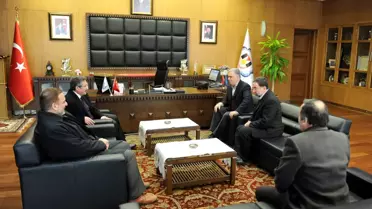 İlk Çevre Bakanı Özdemir Belediyeyi Beğendi