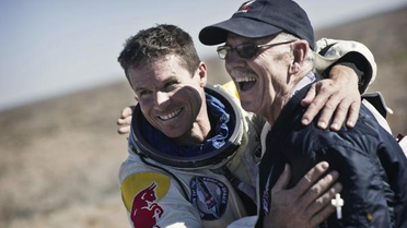 Red Bull Stratos'un İlk Test Uçuşu Başarılı Oldu
