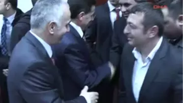 'Gelin Burada Bir Süre Siz Oturun'