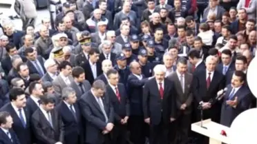 Bakan Çelik, Havran'da Açılış Yapıp Temel Attı