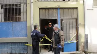 Kayıp Gencin Cesedi, Asansör Boşluğunda Bulundu