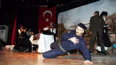'Çanakkale'ye Yolcum Var' Nazilli'de Sahnelendi