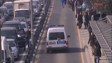 3 'Şüpheli Poşet' D100 ile Metrobüsü Durdurdu
