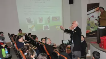 Akçakoca Kent Konseyinden Öğrencilere Atık Pil Toplama Eğitimi