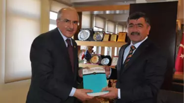 Başkan Akdoğan'a Ziyaret