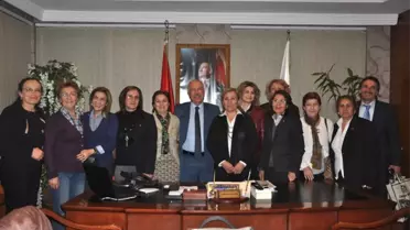 CHP Kadın Kolları Genel Başkanı Atılgan Belediye Başkanı Akdemir'i Ziyaret Etti