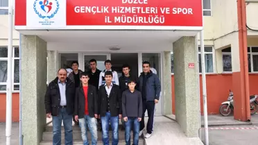 Düzce Güreş Takımı Madalyaya Gitti