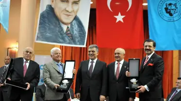 Cumhurbaşkanı, Türk Ocakları 100. Yıl Kabul Töreni'ne Katıldı
