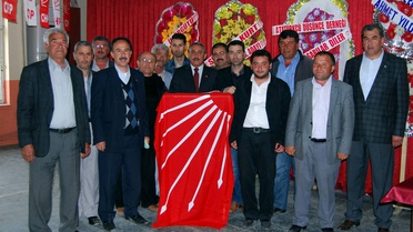 CHP Eşme İlçe Başkanlığına Ekmel Şahin Yeniden Seçildi