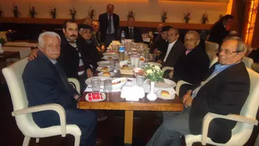Huzurevinde Kalan Yaşlılara Forum Trabzon'dan Yemek