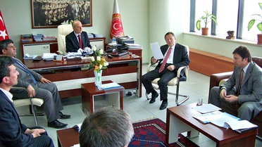 Edip Uğur Köylerdeki Heyelan Sorununa El Attı