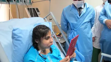 Yeni Yüzünü Görünce Panikledi