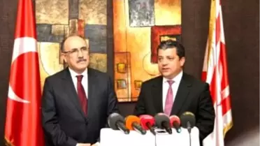 Başbakan Yardımcısı Atalay, KKTC'de Rektörlerle Görüştü