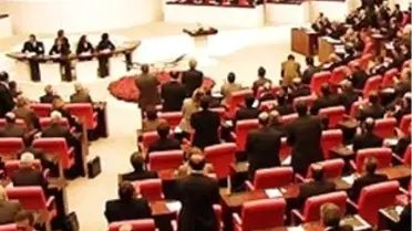 Zorunlu Eğitimi 12 Yıla Çıkaran Teklif Genel Kurul'da