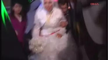 İşitme Engelli Çift İçin İşaret Diliyle Nikah