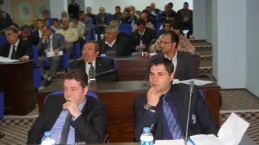 Edremit'te Gergin Meclis