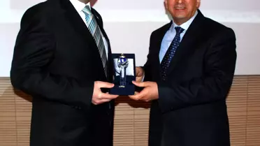 Sivaslı Kaymakamı Üniversite Öğrencilerine Kaymakamlık Mesleğini Anlattı