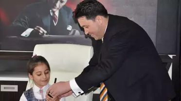 Annesinin Nasihatini Hatırladı Emniyet Müdürünün Hediyesini Kabul Etmedi