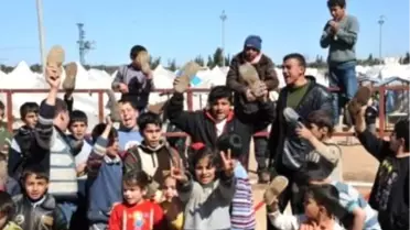 Türkiye'ye Sığınan Suriyeliler Esad'a Lanet Okuyor