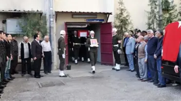 Şehidin Cenazesi Askeri Törenle Alındı
