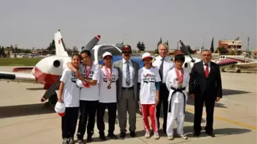 Çocuklara Uçuş Ödülü