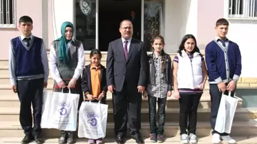 Emniyet Müdürü Öğrencileri Ödüllendirdi