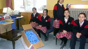 Gediz Fen Lisesi Öğrencilerinden Engelli Vatandaşlara Mavi Kapak Desteği