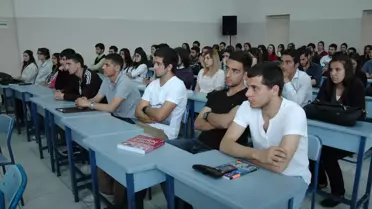 Erdemli Myo'da 'Bankacılık Sektörünün Geleceği' Konulu Panel