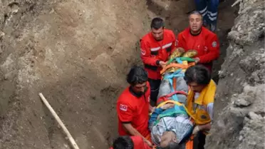 Kanalizasyon Çukurunda Göçük: 1 Yaralı