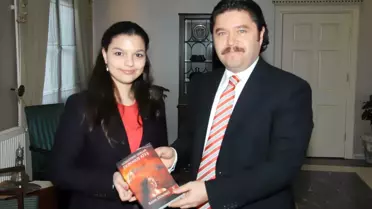 Genç Yazardan Vali Şahin'e Ziyaret