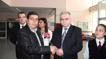 Oltu'da Öğrencilerden Hastalara Ziyaret