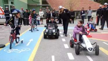 Çocuklar Gezici Trafik Eğitim Parkında Bilinçlenecek