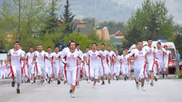 Kazanmak İçin Değil, Kardeşlik İçin Koştular