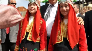 Bakan Eroğlu, Baraj Temeli Attı, Fidan Dikti, Köylülere Sertifika Verdi