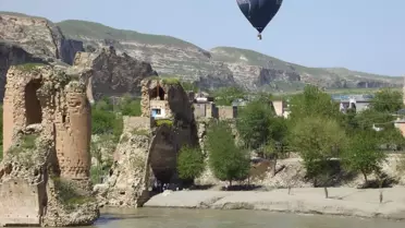 Hasankeyf'teki Turizm Etkinlikleri Renkli Geçti