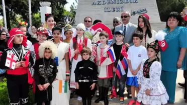 Dünya Çocukları Fethiye'de Kardeşlik Mesajları Verdi