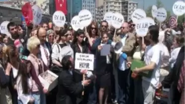 Taksim'de 'Çocuktan Gelin Olmaz' Eylemi