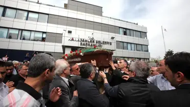 Karabağlar Belediye Meclisi Üyesi Demir, Son Yolculuğuna Uğurlandı