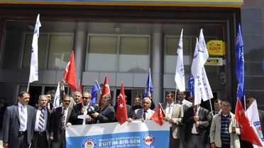 Eğitim-Bir-Sen Üyelerinden Bakanlara 'Ek Ödeme' Faksı