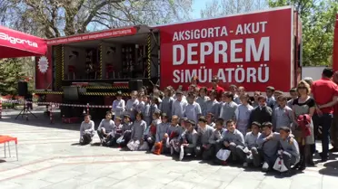 Gülbirlik İöo Depremi Hissetti