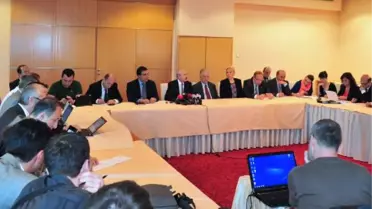Kılıçdaroğlu, Saraybosna'da Basın Toplantısı Düzenledi