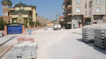 Tavşanlı'da Kaldırım ve Yol Çalışması