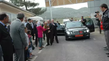 Başbakan Yardımcısı Atalay, Çadırkenti Ziyaret Etti